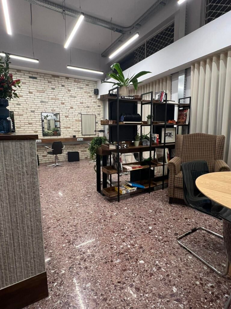 618942909 1294258555803579 7780114382849770636 n